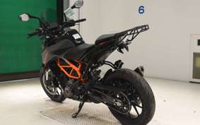 KTM 390 DUKE 2024