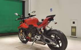 DUCATI STREETFIGHTER V4 S 2026