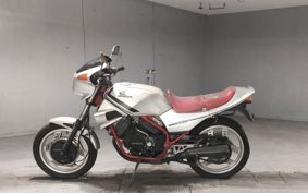 HONDA VT250F MC08