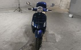 VESPA PRIMA BEIGE RA125 M8251