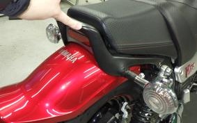 YAMAHA VMAX 2005