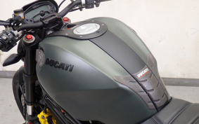 DUCATI MONSTAR 1100 2012 ZDMM511JACB
