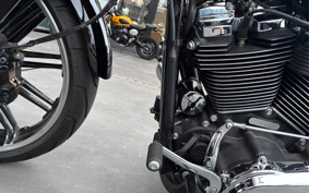 HARLEY FXBRS 2018 YHK