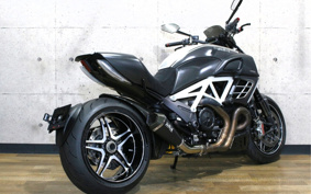 DUCATI DIAVEL 2012 G102J