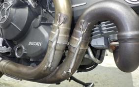 DUCATI SCRAMBLER ICON 2015