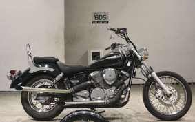 YAMAHA DRAGSTAR 250 VG02J