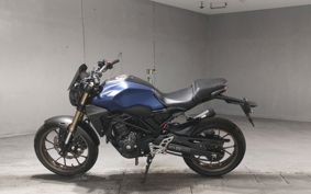 HONDA CB250R MC52