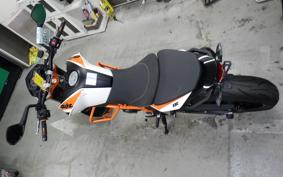 KTM 690 DUKE R 2013