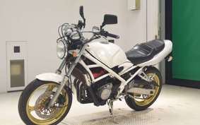 SUZUKI BANDIT 250 V Type GJ77A