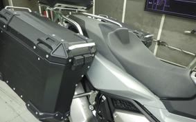 HONDA X-ADV 750 2025 RH21