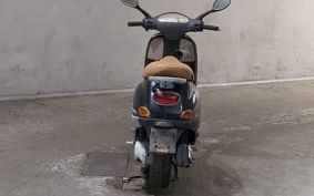 VESPA LX50 ..