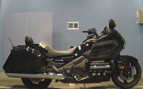 HONDA GL 1800 GOLD WING F6B 2013 SC68