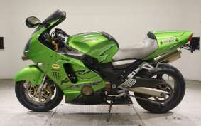 KAWASAKI ZX 1200 NINJA R 2004 ZXT20A