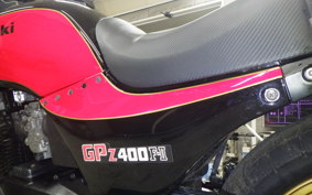 KAWASAKI GPZ400F 1983 ZX400A