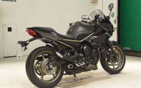 YAMAHA XJ6 2009