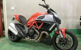 DUCATI DIAVEL 2012 G100A