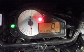 SUZUKI GSX-R750