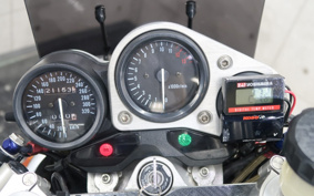 SUZUKI INAZUMA 1200 2000 GV76A