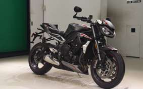 TRIUMPH STREET TRIPLE RS 2021