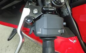 HONDA CBR650R E-Clutch 2026 RH17