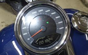 HARLEY FLBS 1870 2023