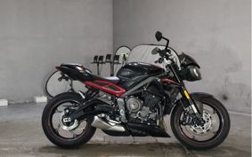 TRIUMPH STREET TRIPLE R HDA544