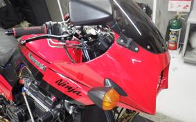 KAWASAKI GPZ900R NINJA 1995 ZX900A
