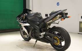 YAMAHA YZF-R1 2004