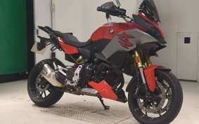BMW F900XR 2020