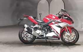 HONDA CBR250RR MC51