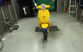 VESPA LX125