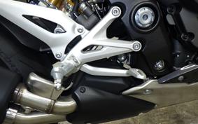 TRIUMPH SPEED TRIPLE RR 2024