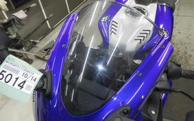 YAMAHA YZF-R15 2013