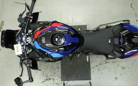 BMW M1000R 2024