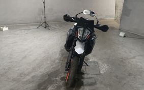 KTM 890 SMT TS640