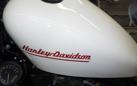 HARLEY XL1200N 2010