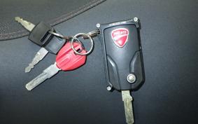 DUCATI MULTISTRADA 1200 S 2013