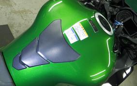 KAWASAKI NINJA H2 SX SE 2018 ZXT02A