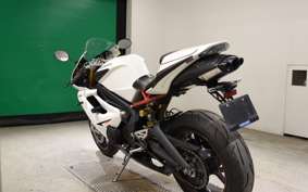 TRIUMPH DAYTONA 675 R 2013