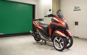 YAMAHA TRICITY 125 1981 SE82J