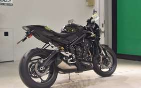 TRIUMPH STREET TRIPLE RS 2025
