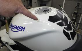 TRIUMPH STREET TRIPLE 2008