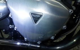 TRIUMPH THRUXTON 900 2012
