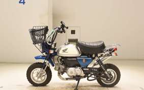 HONDA MONKEY 2004 AB27