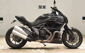 DUCATI DIAVEL Carbon 2011 G100A