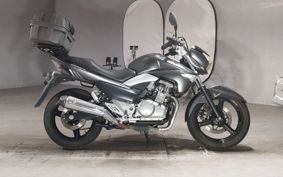 SUZUKI GSR250 GJ55D