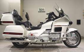 HONDA GL1500 GOLD WING SE 2000 SC22