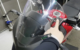 HONDA VFR800X 2015 RC80