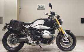 BMW R NINE T 2015