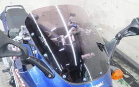 KAWASAKI GPZ900R NINJA 2003 00A097